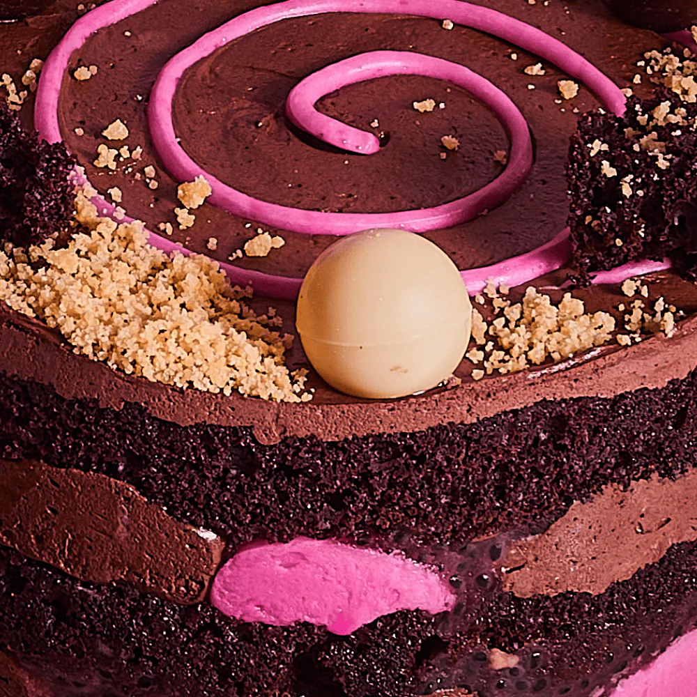 Chocolate & Raspberry Falooda Cake - Image 4