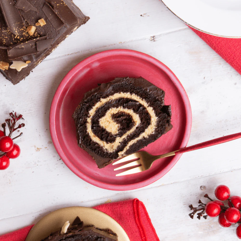 The Squidgiest Chocolate Salted Caramel Yule Log - Image 7