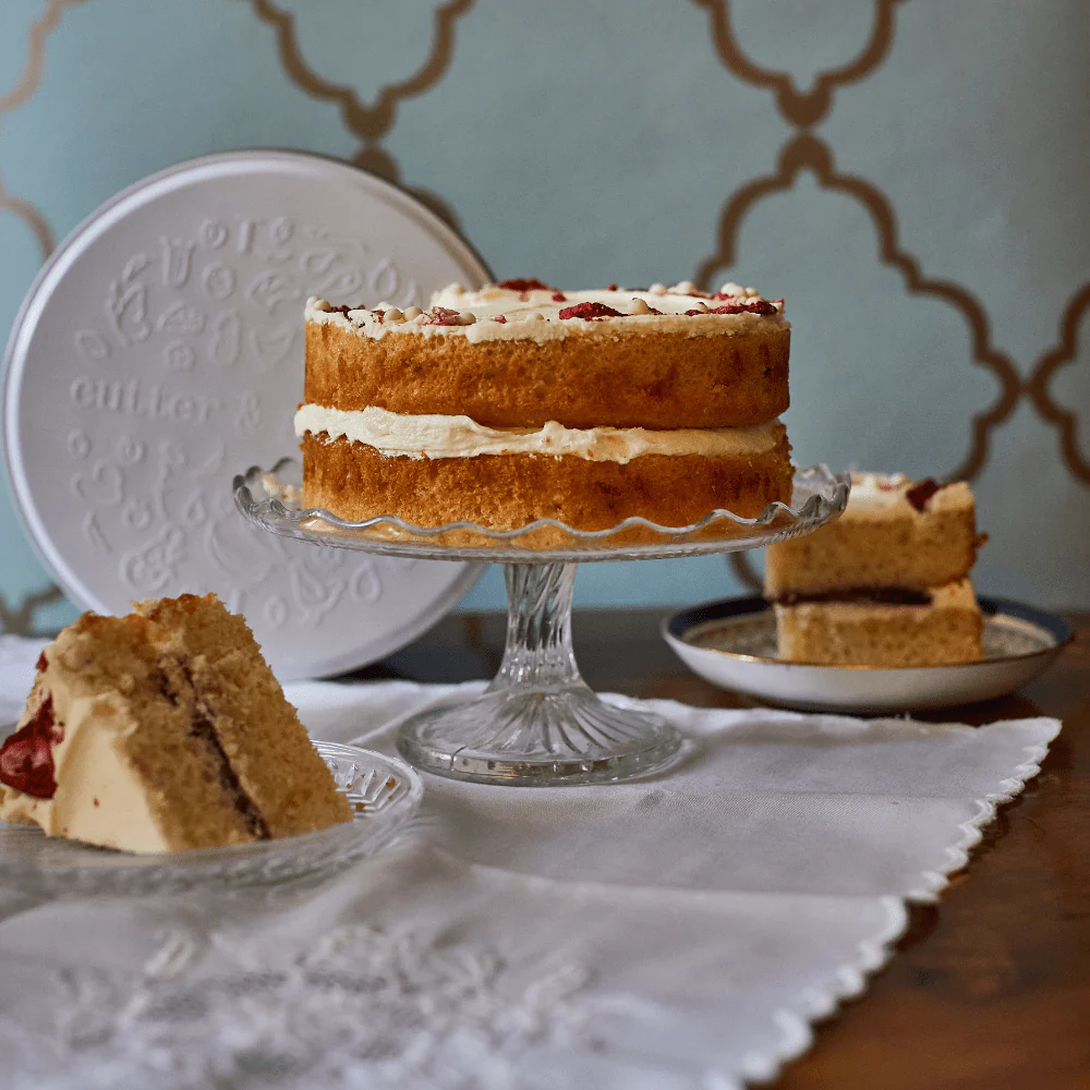 Victoria Sponge Cake inspired by Downton Abbey: The Grand Finale - Image 3