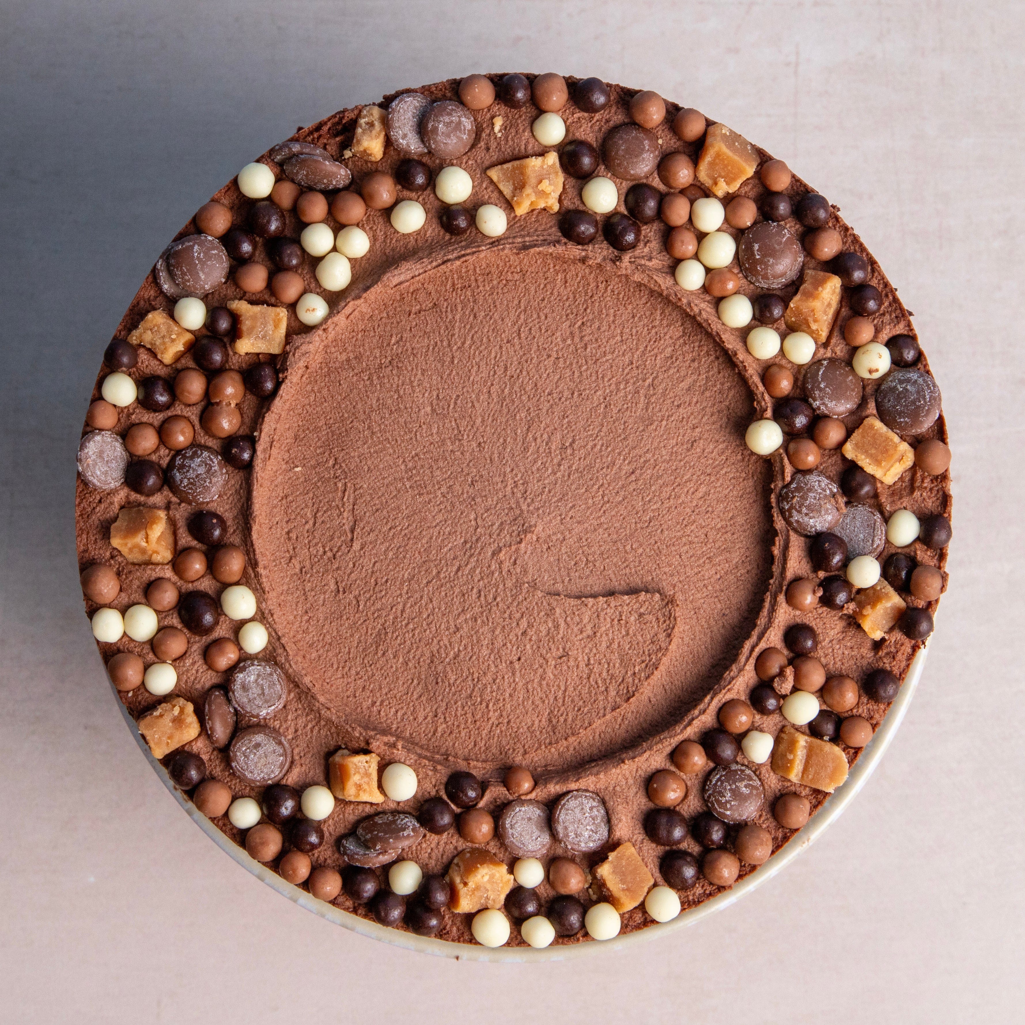 Chocolate Fudge Caramel Cake - Image 4