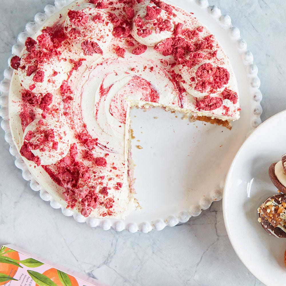 Wheat Free Raspberry Ripple Cake - Image 5