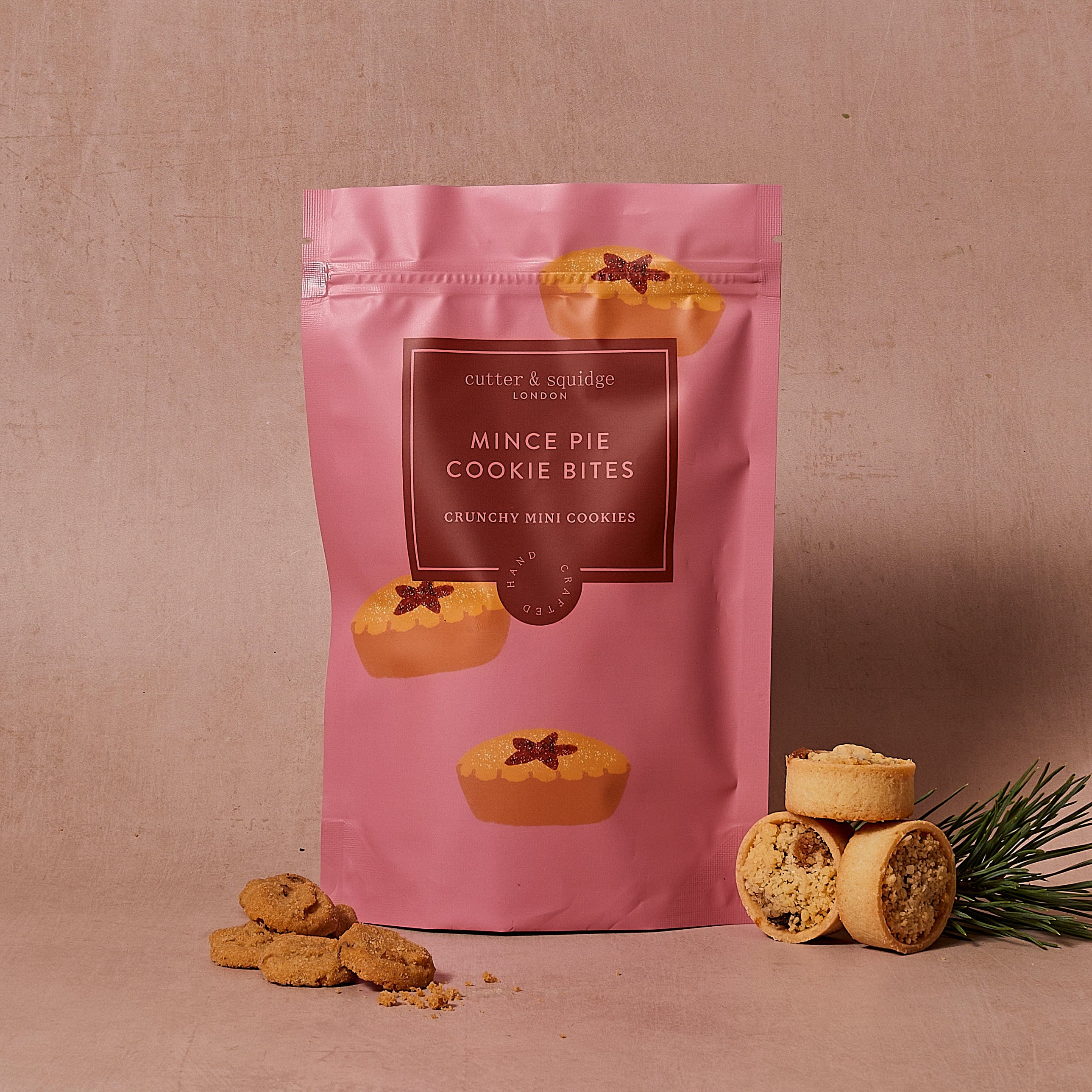 Mini Squidge Christmas Hamper - Image 4