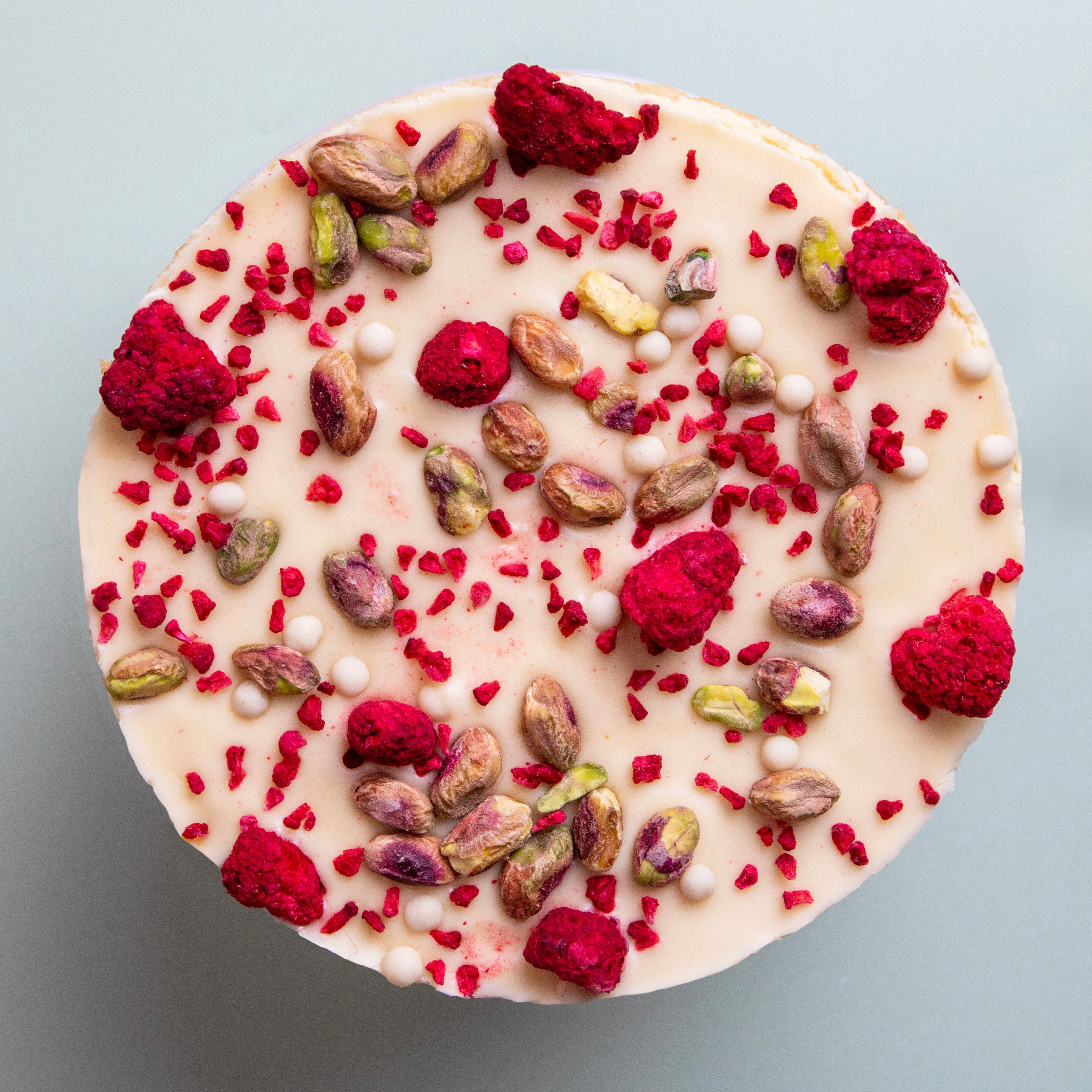 Passionfruit And Pistachio Cake - Image 4