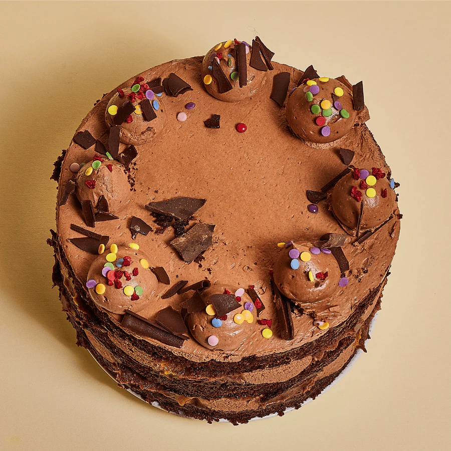 Vegan Chocolate Caramel Cake - Image 5